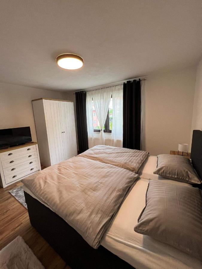 דירות Bihać Apartman “City” מראה חיצוני תמונה